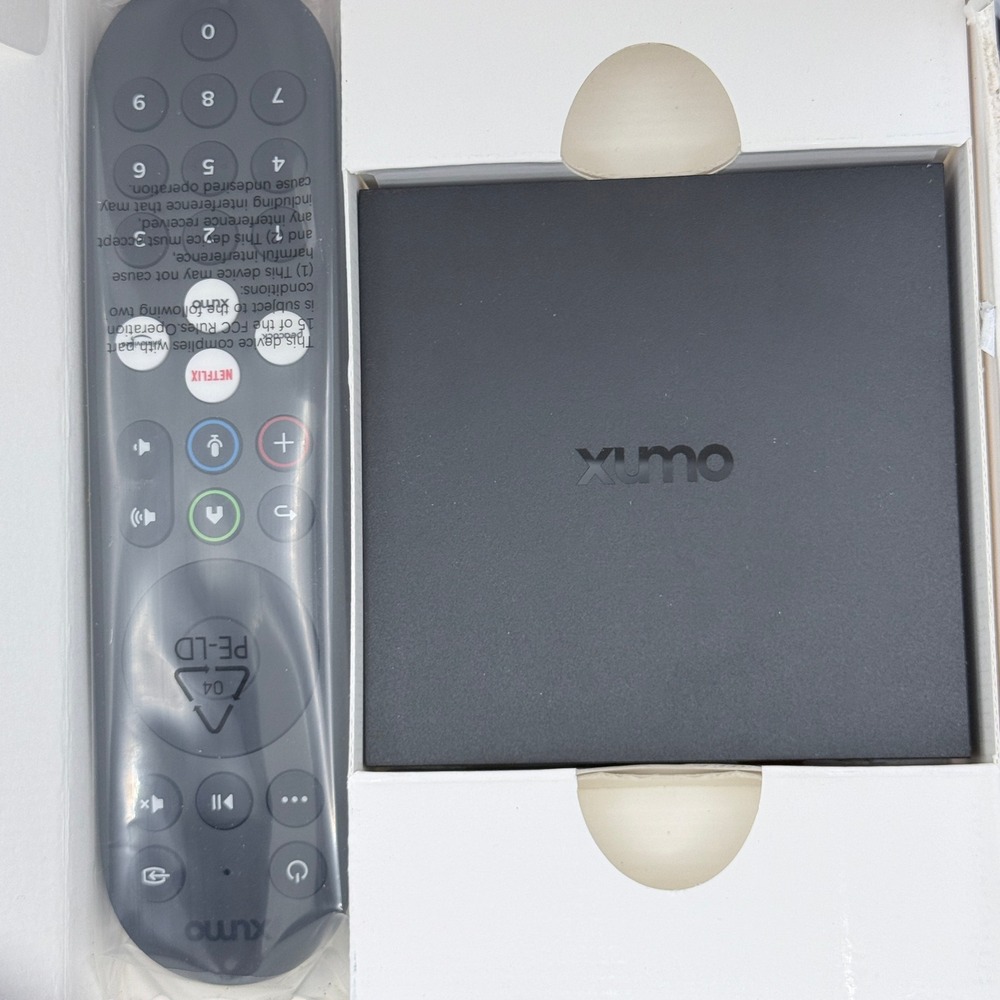 Xumo Stream Box ES1 (A) 4K UHD Streaming Media Player Model ESST11AEI Black - Picture 5 of 12